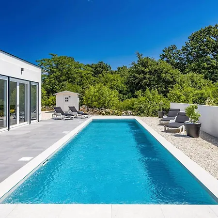 Villa Karolina By *